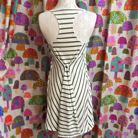 Sperry Sequin Ships Wheel Racerback Tunic. Small? - Picture 7 of 10